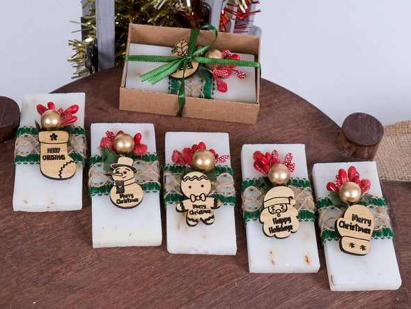 Scented Soaps for Christmas Gifts, Personalized Gift, Christmas Decoration, Noel Gift, Christmas Favor, Xmas Gift, Xmas Decorations, Holiday Decor Items designed by Happy Times Favors, a handmade gift shop. Ideal for Noel Gift, New Year, Happy Holiday, Christmas Gifts, Christmas decorations, Xmas decor.